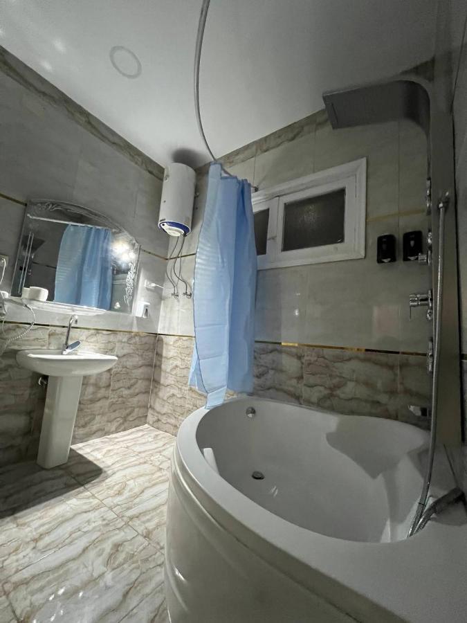 Lucky Hostel ไคโร ภายนอก รูปภาพ