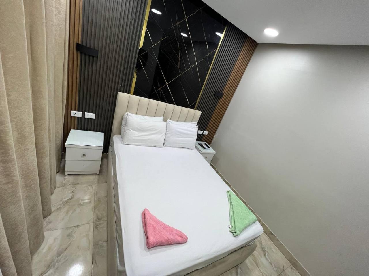 Lucky Hostel ไคโร ภายนอก รูปภาพ